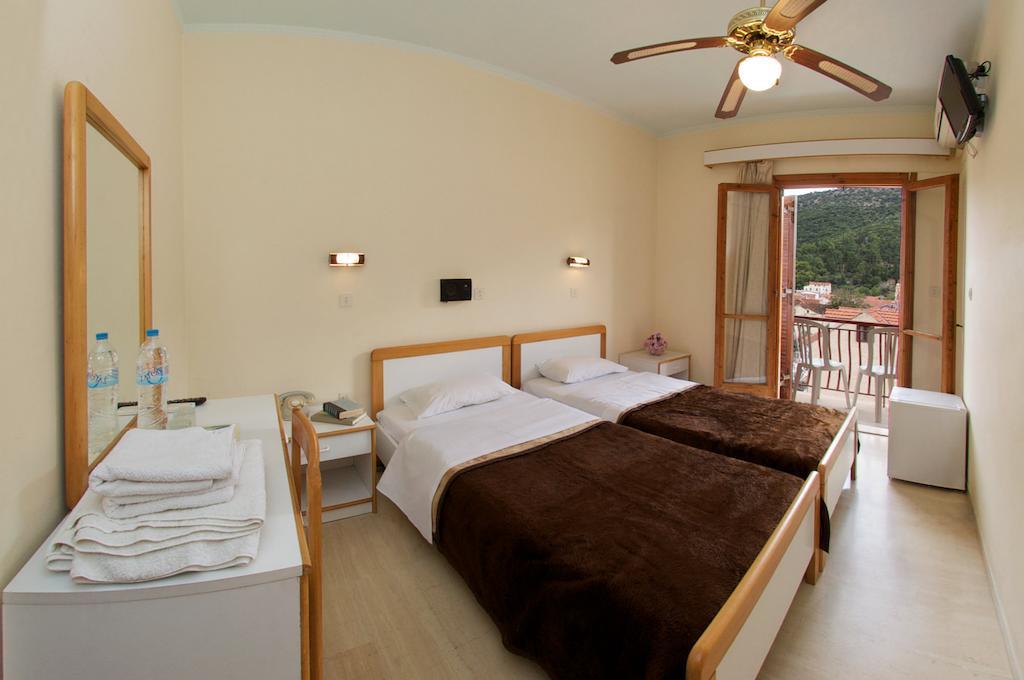 Moustakis Hotel Agia Efimia Pokój zdjęcie